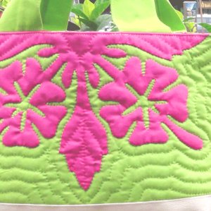 画像: ハイビスカスのキャンバス・トートバッグ