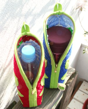 画像: 赤と青のボトル・ホルダー