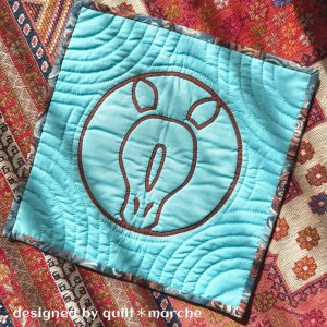 画像: 限定パイピング・干支“ミニ”キルト【午】